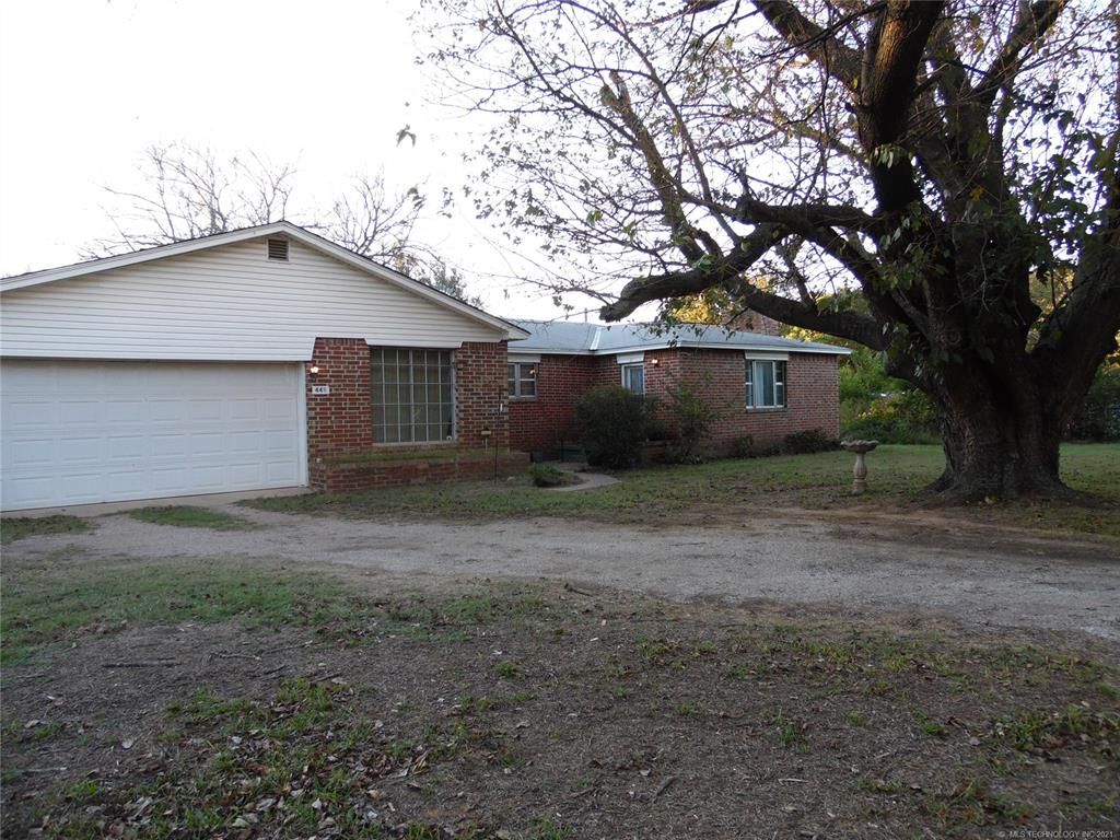 449 Price Rd, Lone Grove, OK 73443