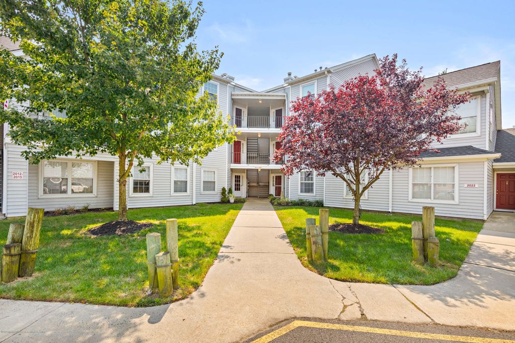 2017 Waters Edge Dr, Toms River, NJ 2 Bed, 2 Bath Condo 68 Photos