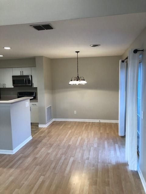 2896 Holborn Cir, Madison, WI 53718