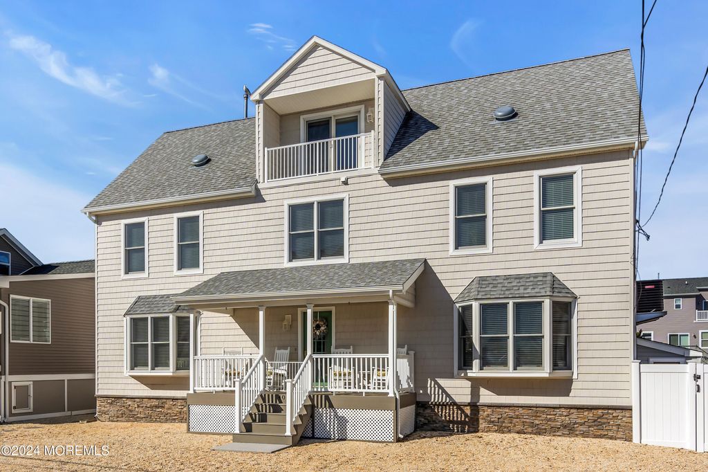 407 Ocala Court, Lavallette, NJ 08735