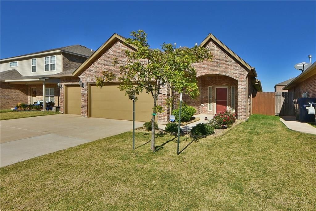 2421 NW 194th St, Edmond, OK 3 Bed, 2 Bath SingleFamily