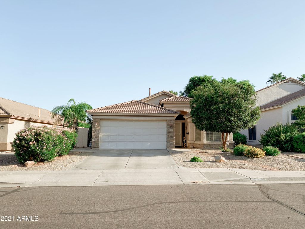 8530 E Monte Ave, Mesa, AZ 85209