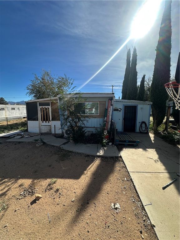 2898 E  Lass Ave, Kingman, AZ 86409