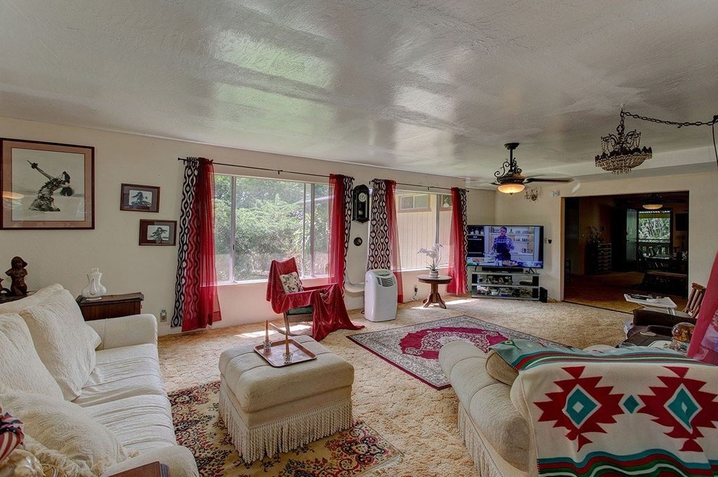 15-651 Puni Mauka Loop S, Pahoa, HI 96778