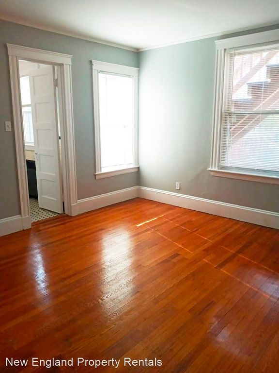 154 Union Ave #9, Framingham, MA 01702