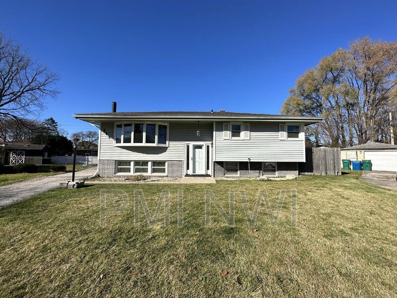 944 W 54th Pl, Merrillville, IN 46410 Trulia