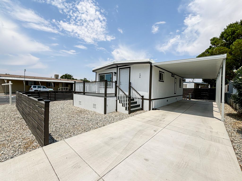 2550 E  Avenue I #136, Lancaster, CA 93535