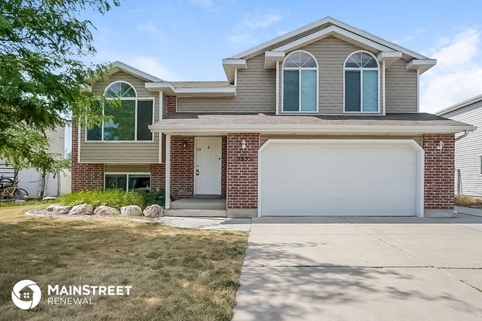 3855 W 850 S, Syracuse, UT 84075