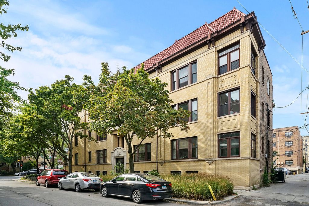 1148 W North Shore Ave #1E, Chicago, IL 60626