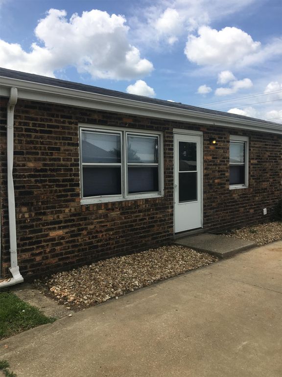2607 Dale Dr #A, Champaign, IL 61821