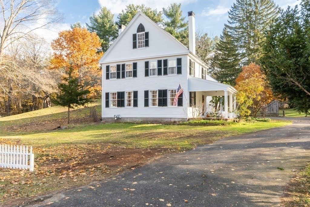 14 Elm St, Boxford, MA 01921