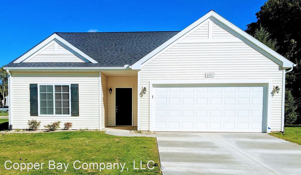 1038 Kennybrook Ln, Howell, MI 48843