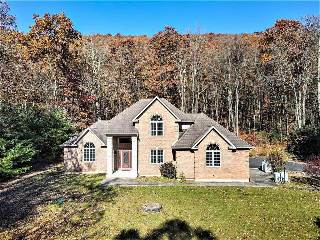 738 E White Bear Dr, Summit Hill, PA 18250 Trulia