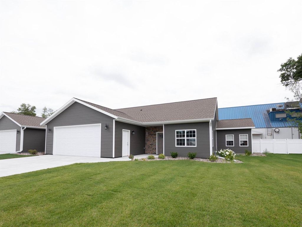 35 Angelo Court, Stevens Point, WI 54481