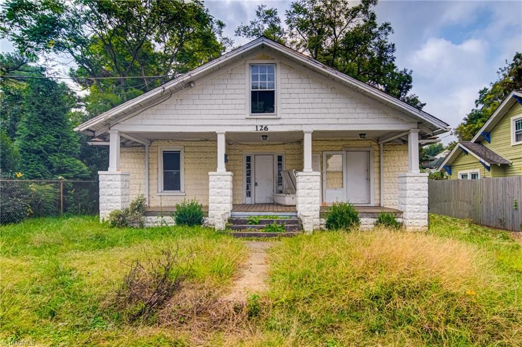 126 E Monmouth St, Winston Salem, NC 27127