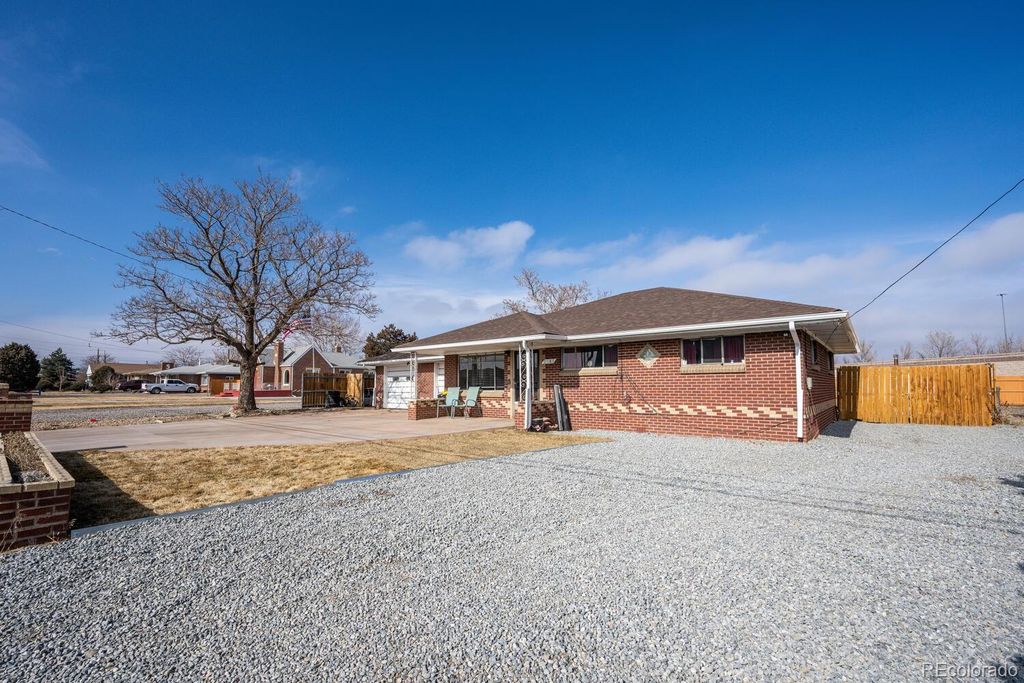 2141 E 68th Ave, Denver, CO 80229