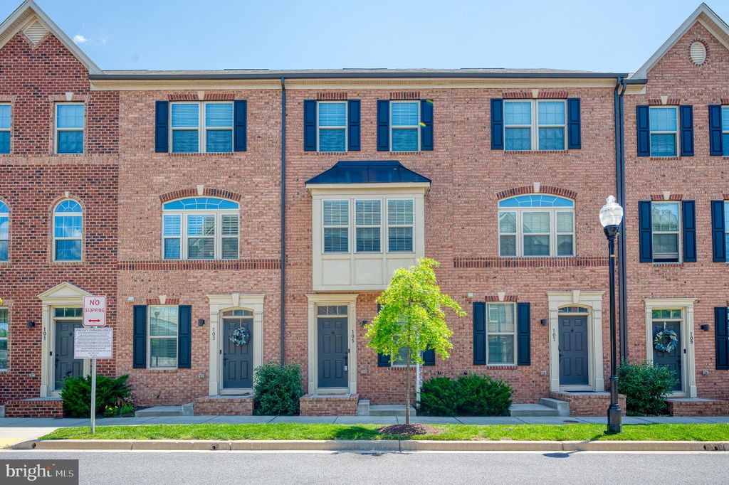 105 S Newkirk St, Baltimore, MD 21224