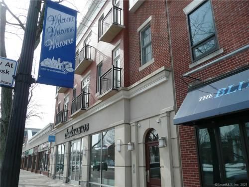 11 S Main St #13, West Hartford, CT 06107
