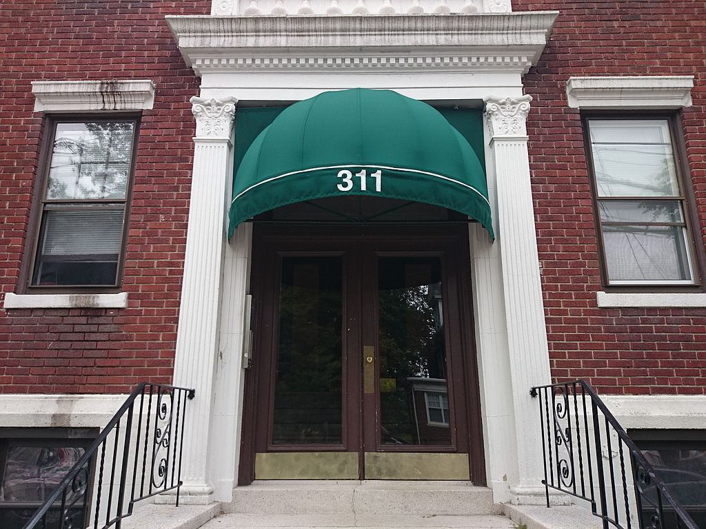 311 Allston St #16, Boston, MA 02135