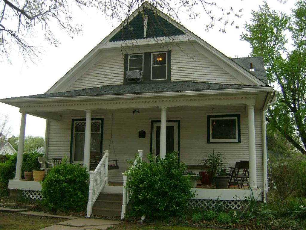 128 S 8th St, Conway Springs, KS 67031 Trulia