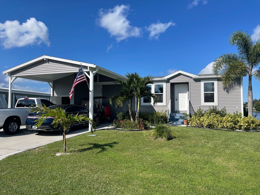 7300 20th St #240, Vero Beach, FL 32966