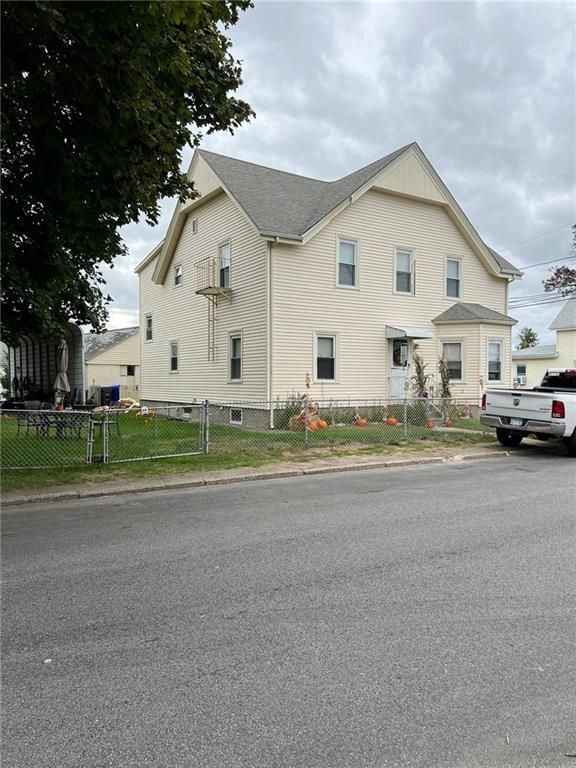 1216 Roosevelt Ave, Pawtucket, RI 02861 Trulia