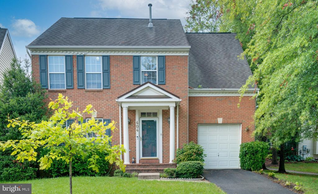 404 Winter Walk Dr, Gaithersburg, MD 20878