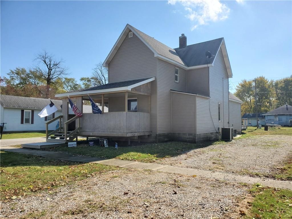 108 Dickson St, Sidell, IL 4 Bed, 2 Bath SingleFamily Home 53