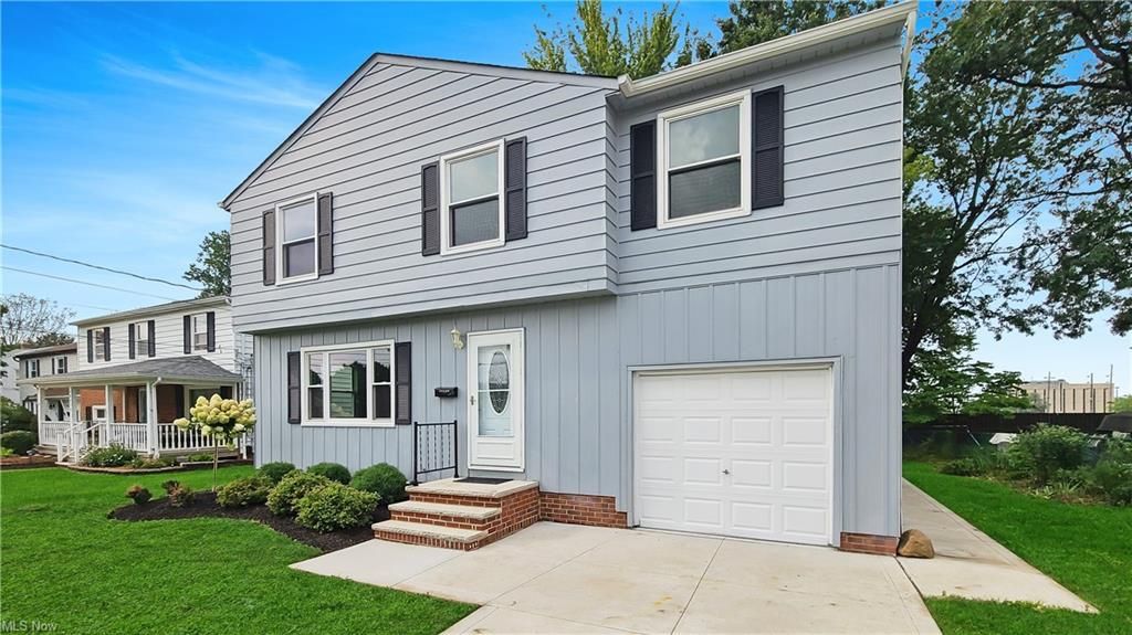 35923 Kilarney Rd, Willoughby, OH 44094