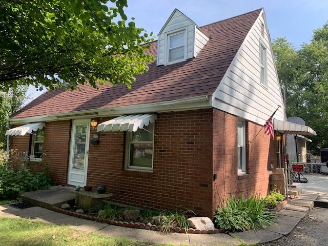 1412 Garden Ln, Champaign, IL 61820