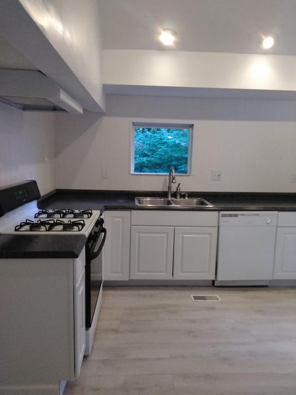 76 Smith Clove Rd, Central Valley, NY 10917 Trulia