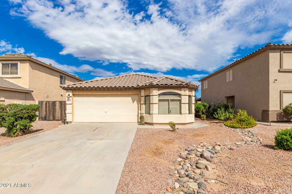 35501 N Danish Red Trl, San Tan Valley, AZ 85143