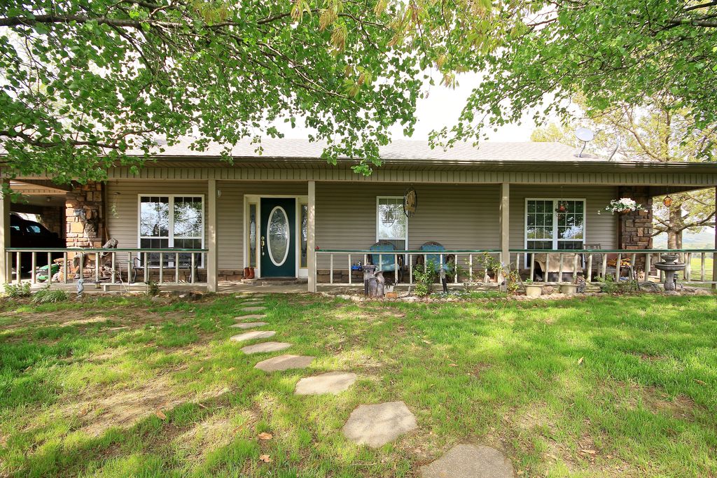 647 N Sixhalf Mile Rd, Ratcliff, AR 2 Bed, 2 Bath SingleFamily Home