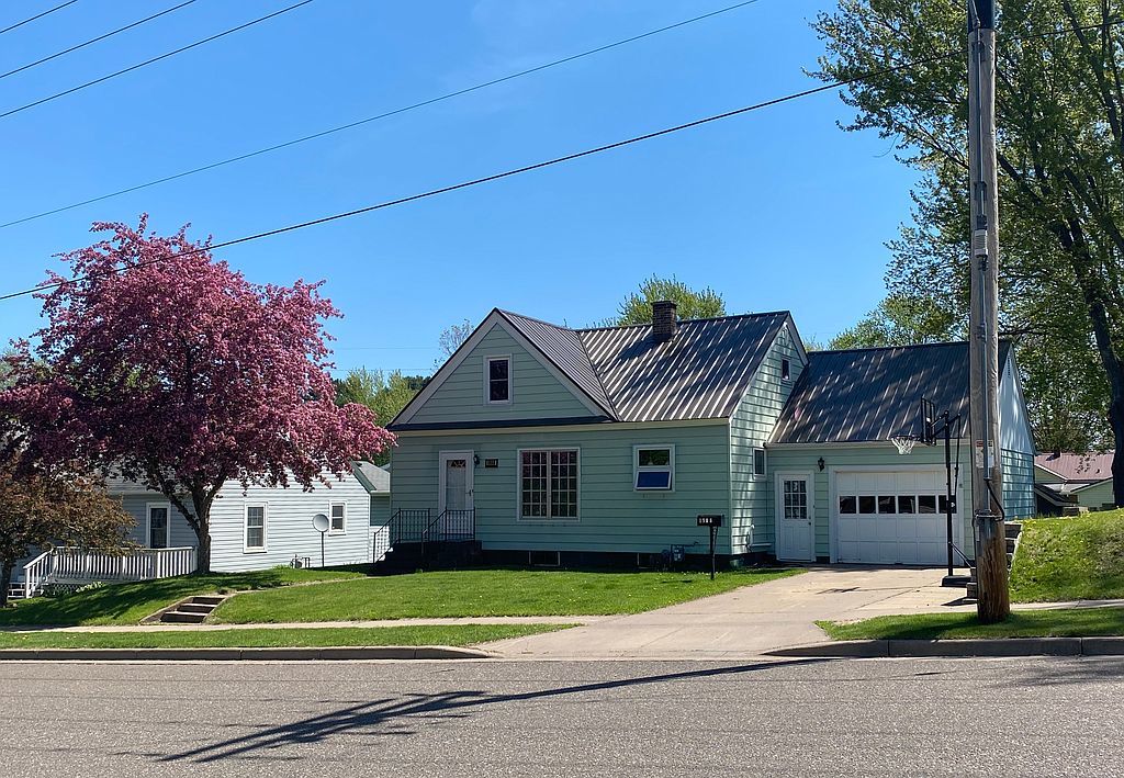 1908 Ivy St, Bloomer, WI 54724 Trulia