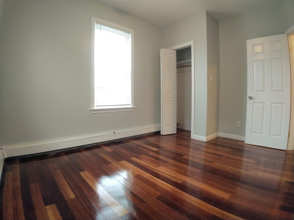 108 Boston St #3, Dorchester, MA 02125