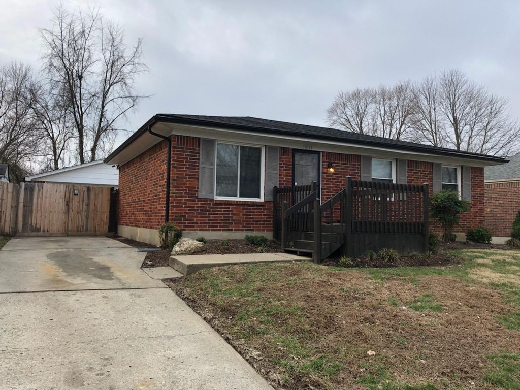 10111 Closterwood Dr, Louisville, KY 40229 Trulia