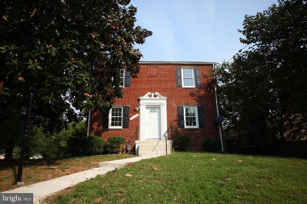 2719 Elnora St, Silver Spring, MD 20902