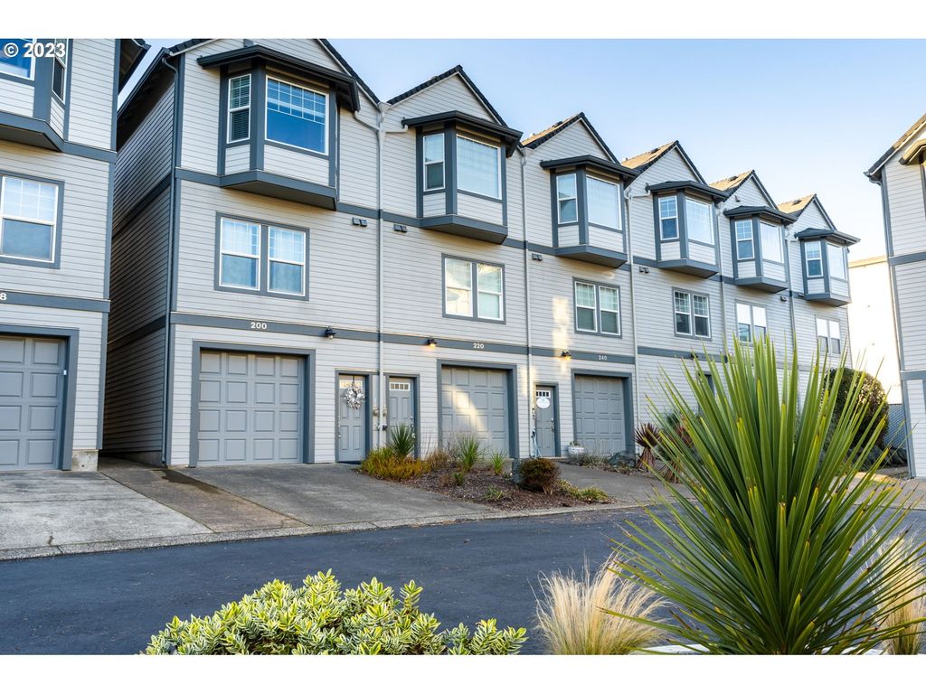 220 N Pacific St, Rockaway Beach, OR 97136 Trulia