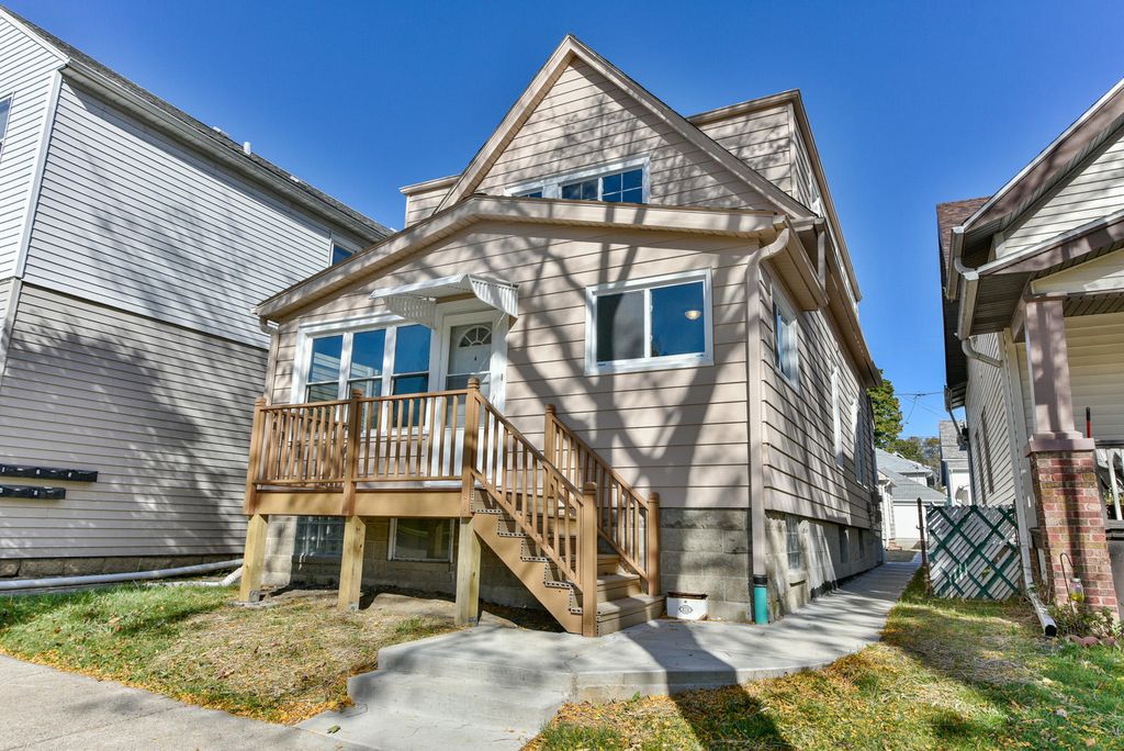 3740 E Layton Ave, Cudahy, WI 53110 Trulia