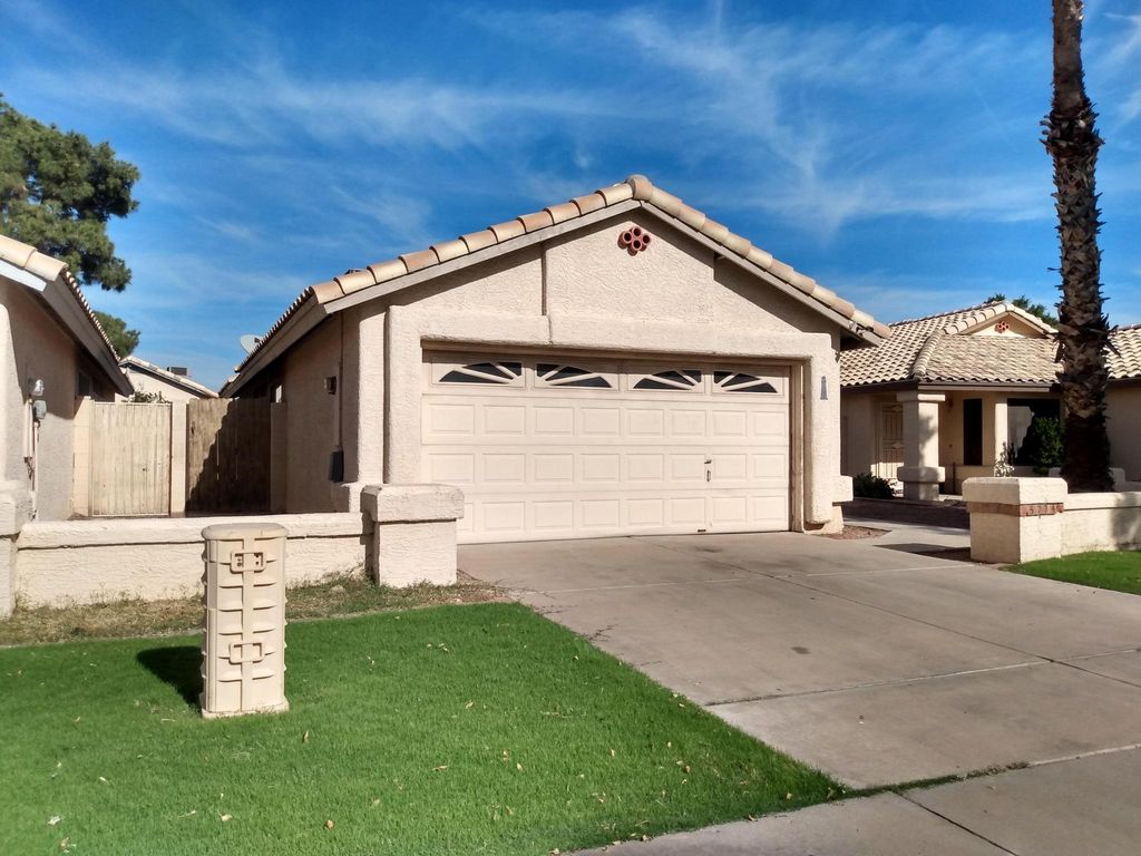 5774 W Commonwealth Pl, Chandler, AZ 85226