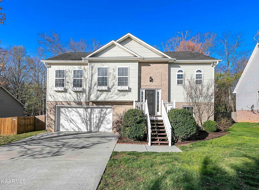 1813 Silver Cloud Ln, Knoxville, TN 37909 Trulia