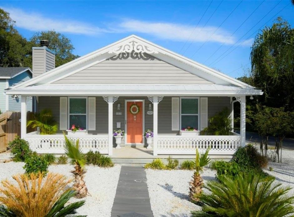 1015 Calhoun St, Fernandina Beach, FL 32034