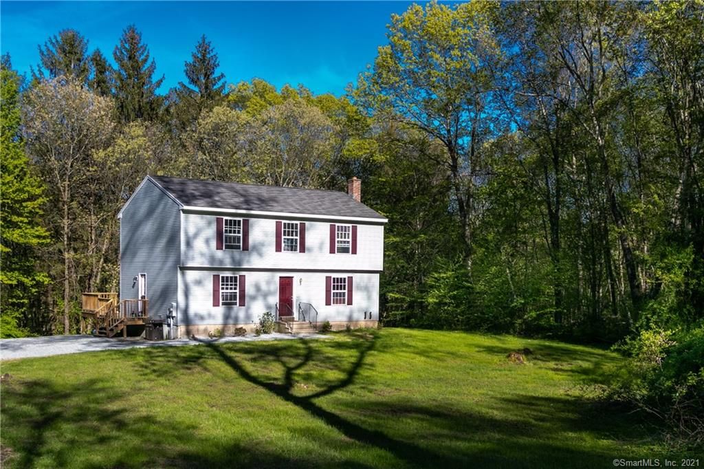 163 Highland View Dr, South Windham, CT 3 Bed, 2 Bath 27 Photos