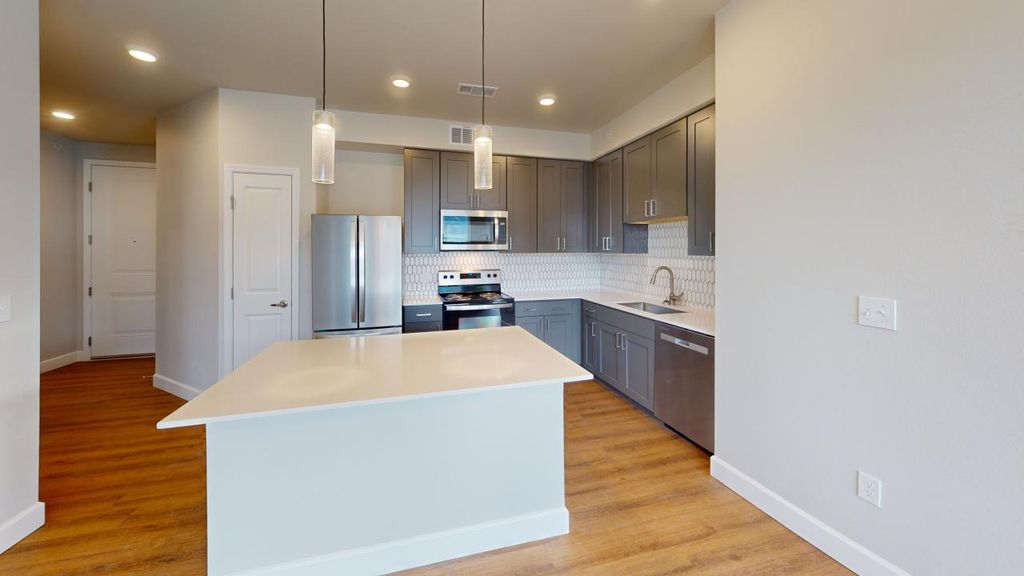 655 S Sierra Madre St 5029884, Colorado Springs, CO 80903 Trulia