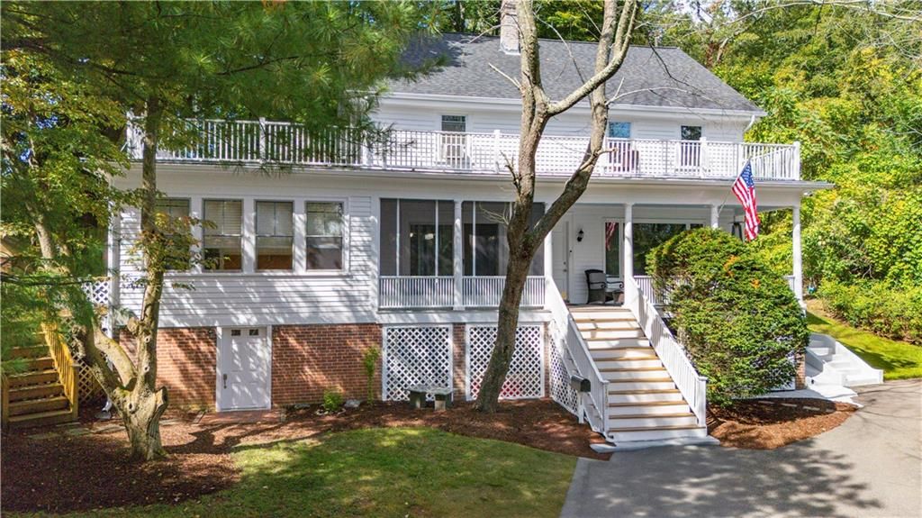 1189 Plainfield St, Johnston, RI 02919