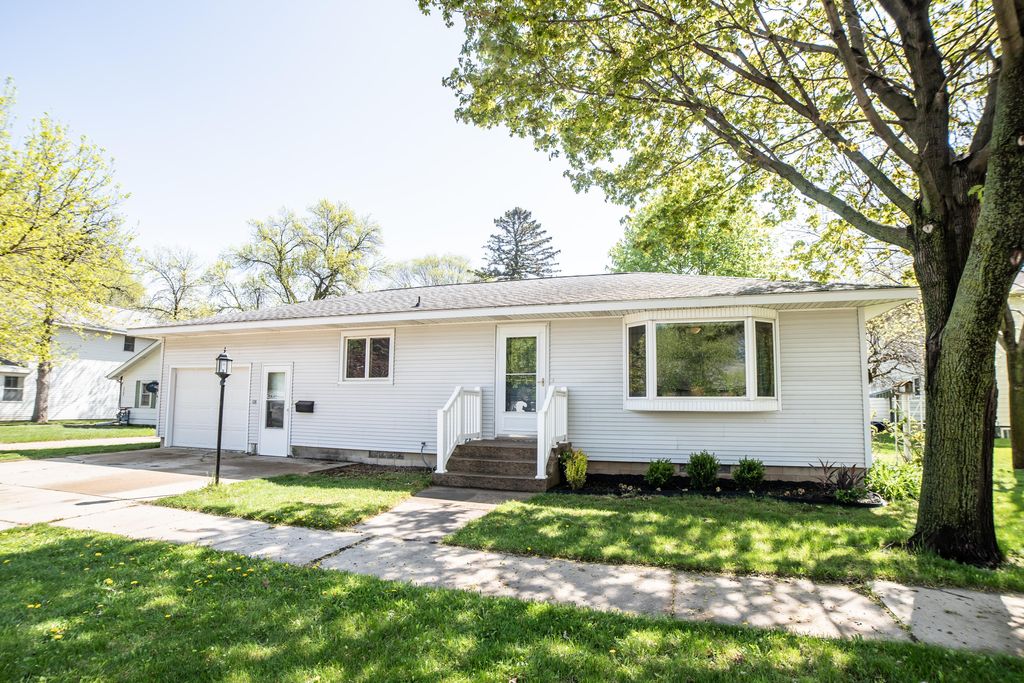 1304 M Ave, Milford, IA 51351 Trulia