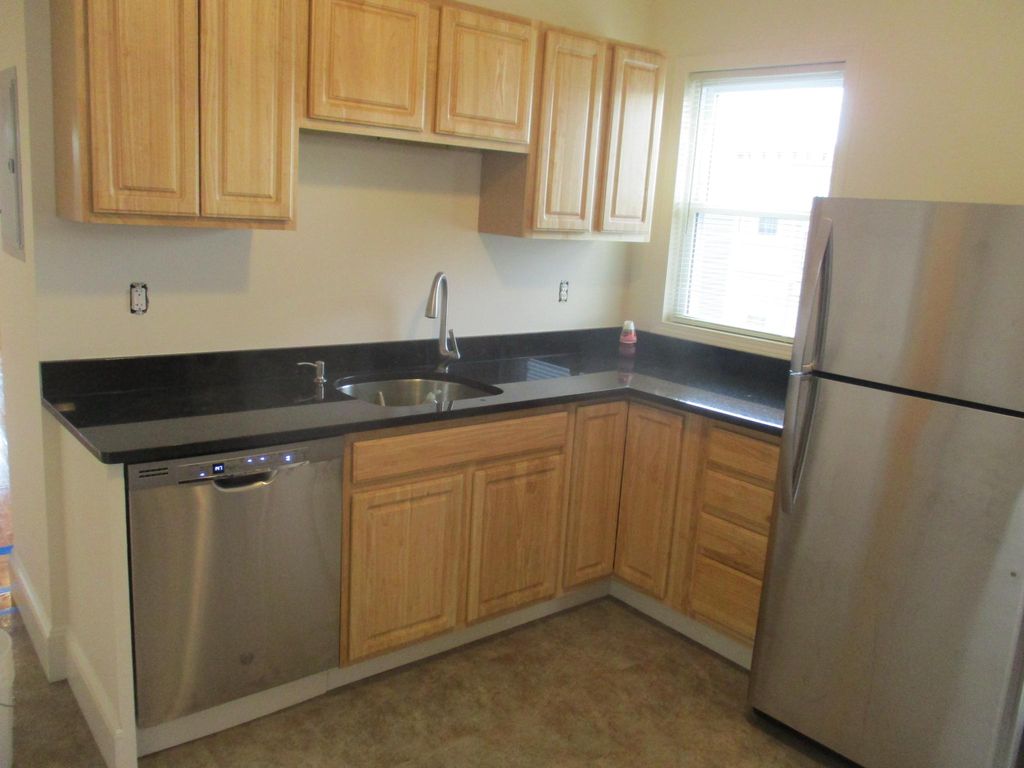 22 Saint Marks Rd, Dorchester Center, MA 02124