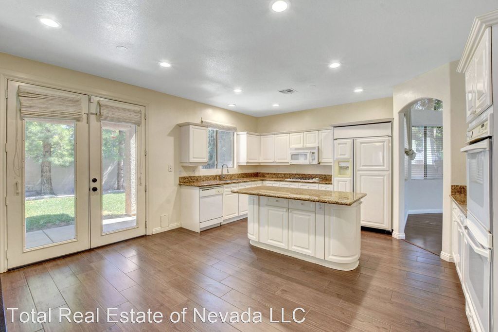 2778 Sweet Willow Ln, Las Vegas, NV 89135