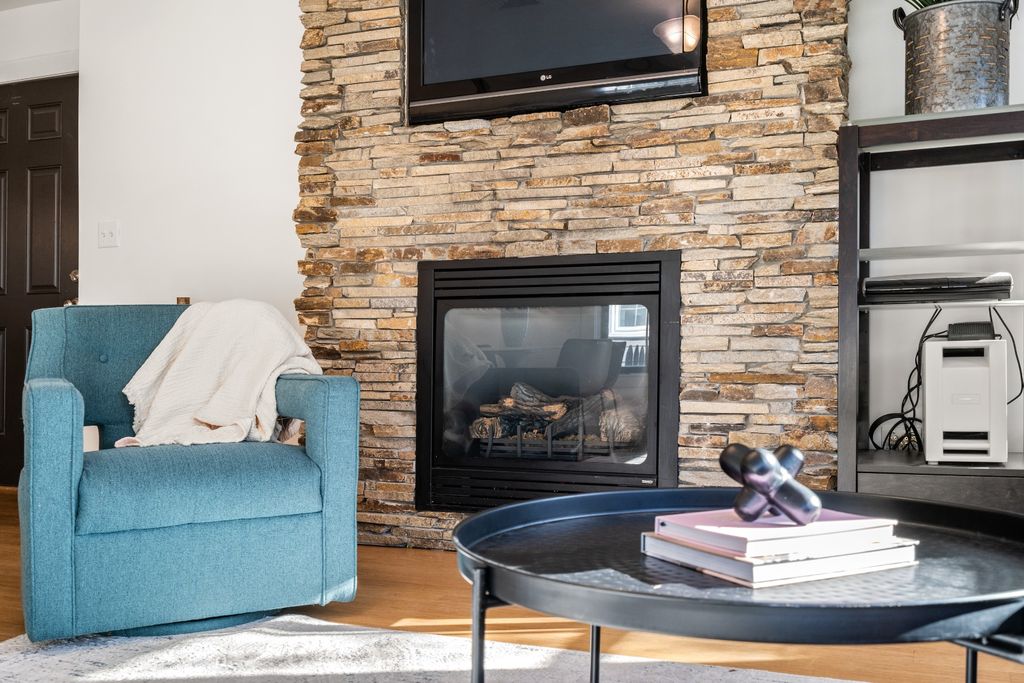 103 Russell St #1, Charlestown, MA 02129