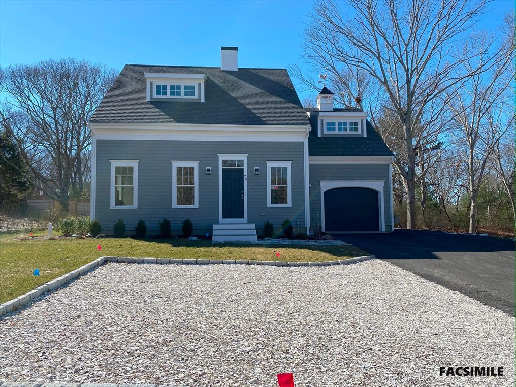 18 Pasture Hill Rd, Plymouth, MA 02360